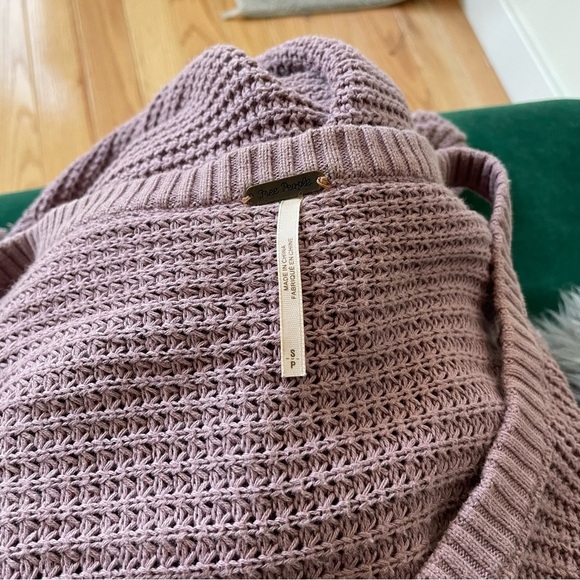 FREE PEOPLE Moonshine Cold Shoulder Waffle Knit Purple V-Neck Sweater Size Small - Picture 6 of 10